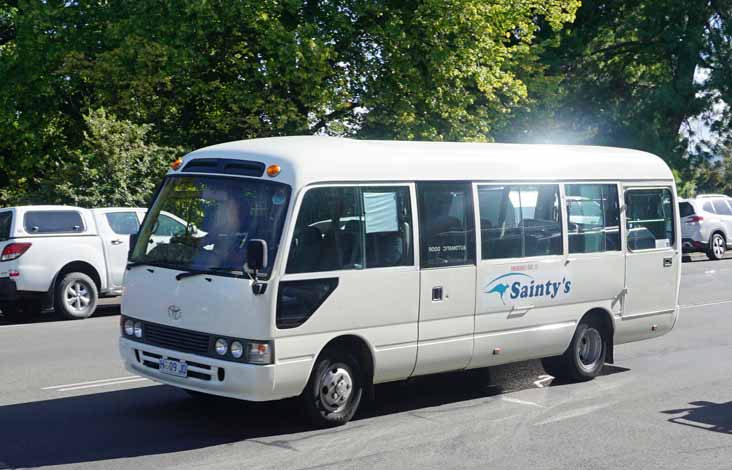 Saintys Toyota Coaster H09JO